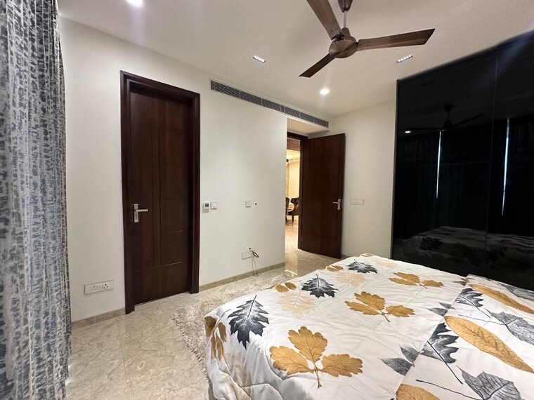 Bedroom, sector 65 3 Bedroom 2412 Sq.Ft. Builder Floor In Sector 65 Gurgaon 9501308