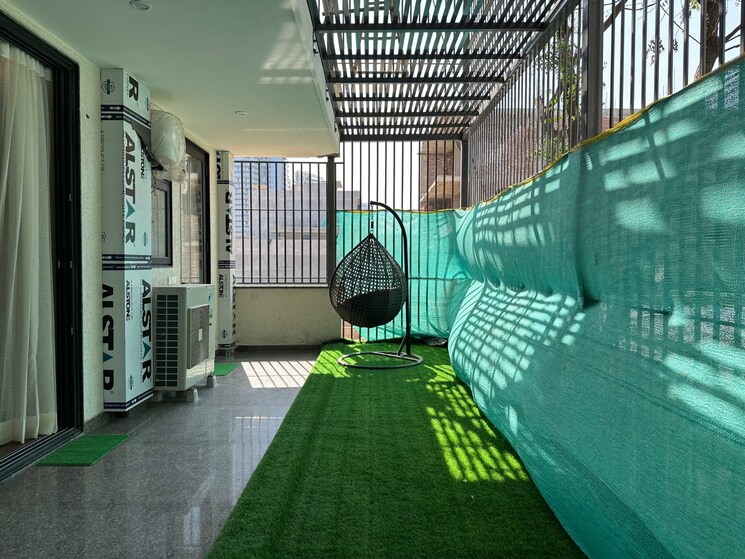 Balcony, sector 65 3 Bedroom 2412 Sq.Ft. Builder Floor In Sector 65 Gurgaon 9501308