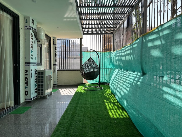 Balcony, sector 65 3 Bedroom 2412 Sq.Ft. Builder Floor In Sector 65 Gurgaon 9501308