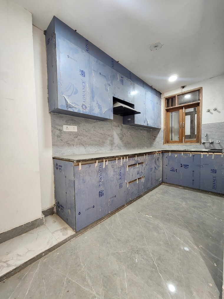 Kitchen, chattarpur 3 Bedroom 1050 Sq.Ft. Builder Floor In Chattarpur Delhi 9501357