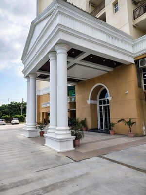 Building Lobby in 2 BHK Apartment at Tejas Greenberry Signatures, Vrindavan Yojna – for Rent