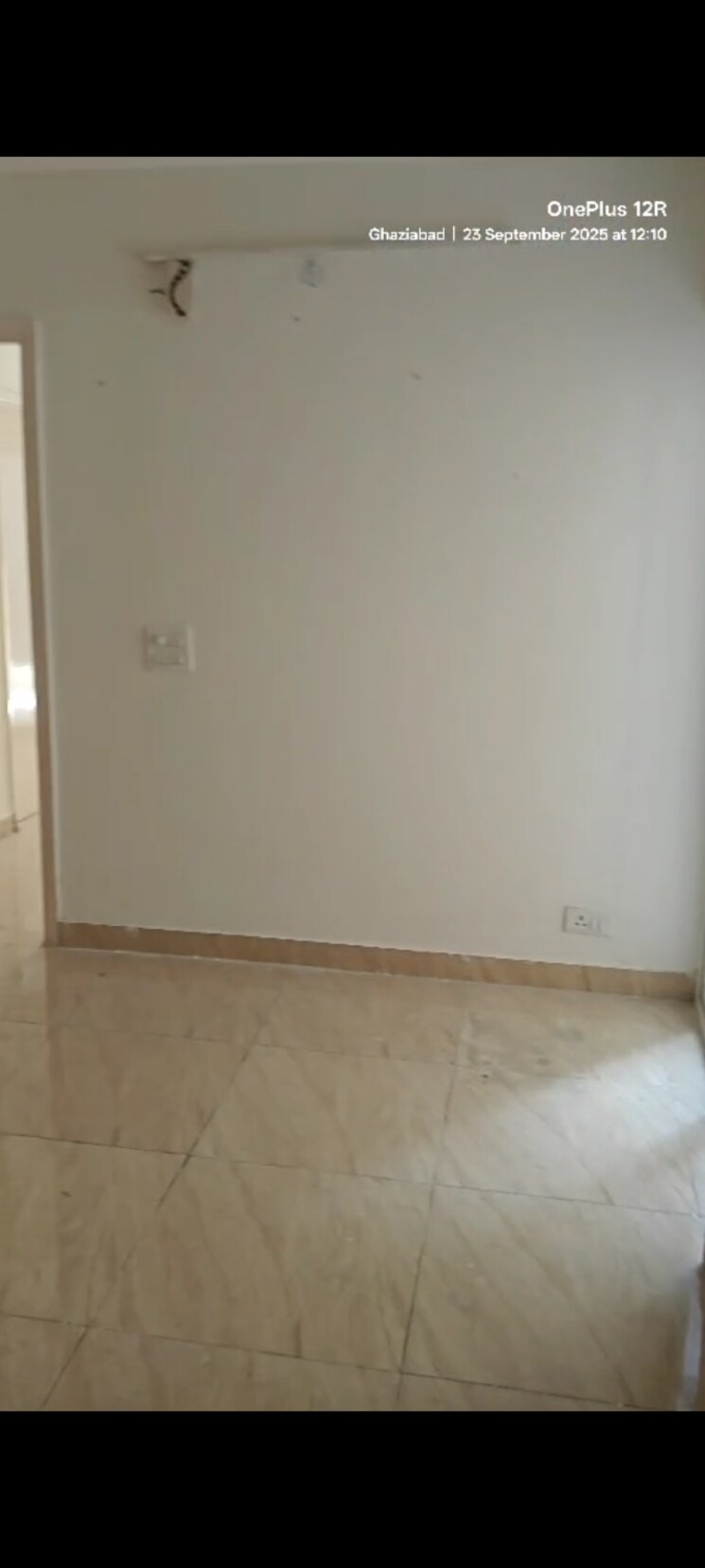 Room, gaur-city-2-14th-avenue 2 Bedroom 955 Sq.Ft. Apartment In Sector 16c Greater Noida Greater Noida 9501349