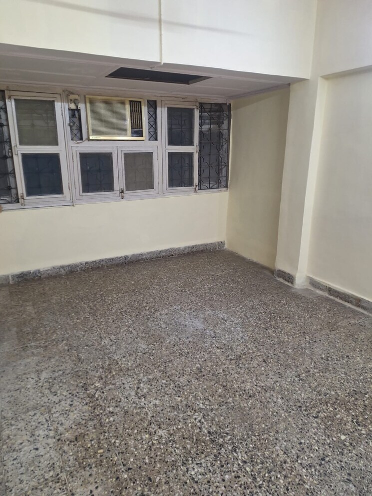 Room, rajgir-chs 2 Bedroom 750 Sq.Ft. Apartment In Andheri East Mumbai 9501383
