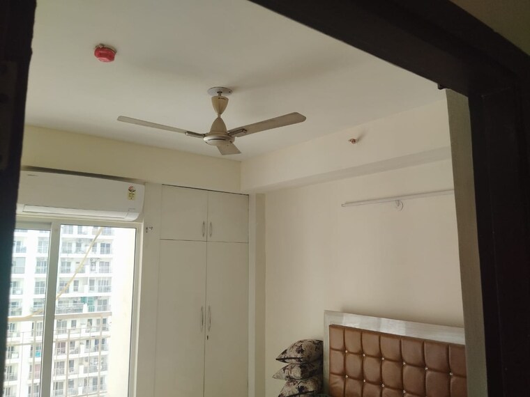 undefined, vvip-homes 3 Bedroom 1490 Sq.Ft. Apartment In Gaur City 2 Greater Noida 9501376