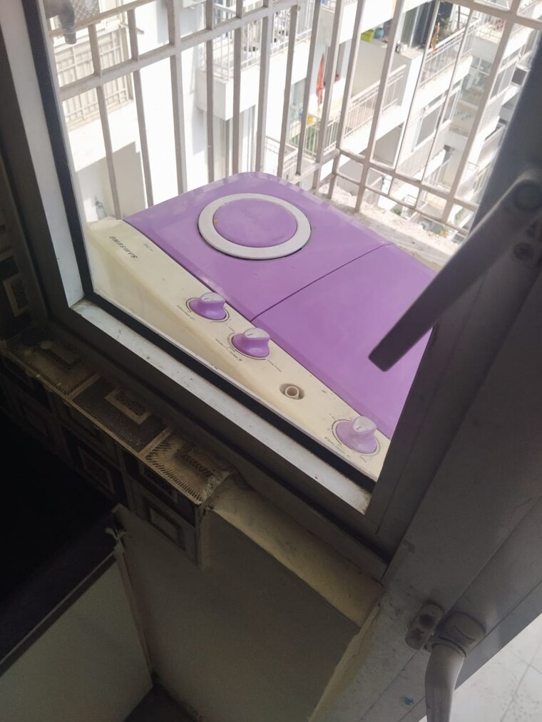 Kitchen, vvip-homes 3 Bedroom 1490 Sq.Ft. Apartment In Gaur City 2 Greater Noida 9501376