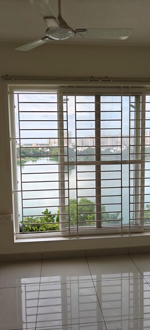 Room in 3.5 BHK Apartment at Puravankara Purva Skydale, Harlur – for Sale