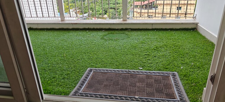 Balcony, puravankara-purva-skydale 3.5 Bedroom 1924 Sq.Ft. Apartment In Harlur Bangalore 9501360