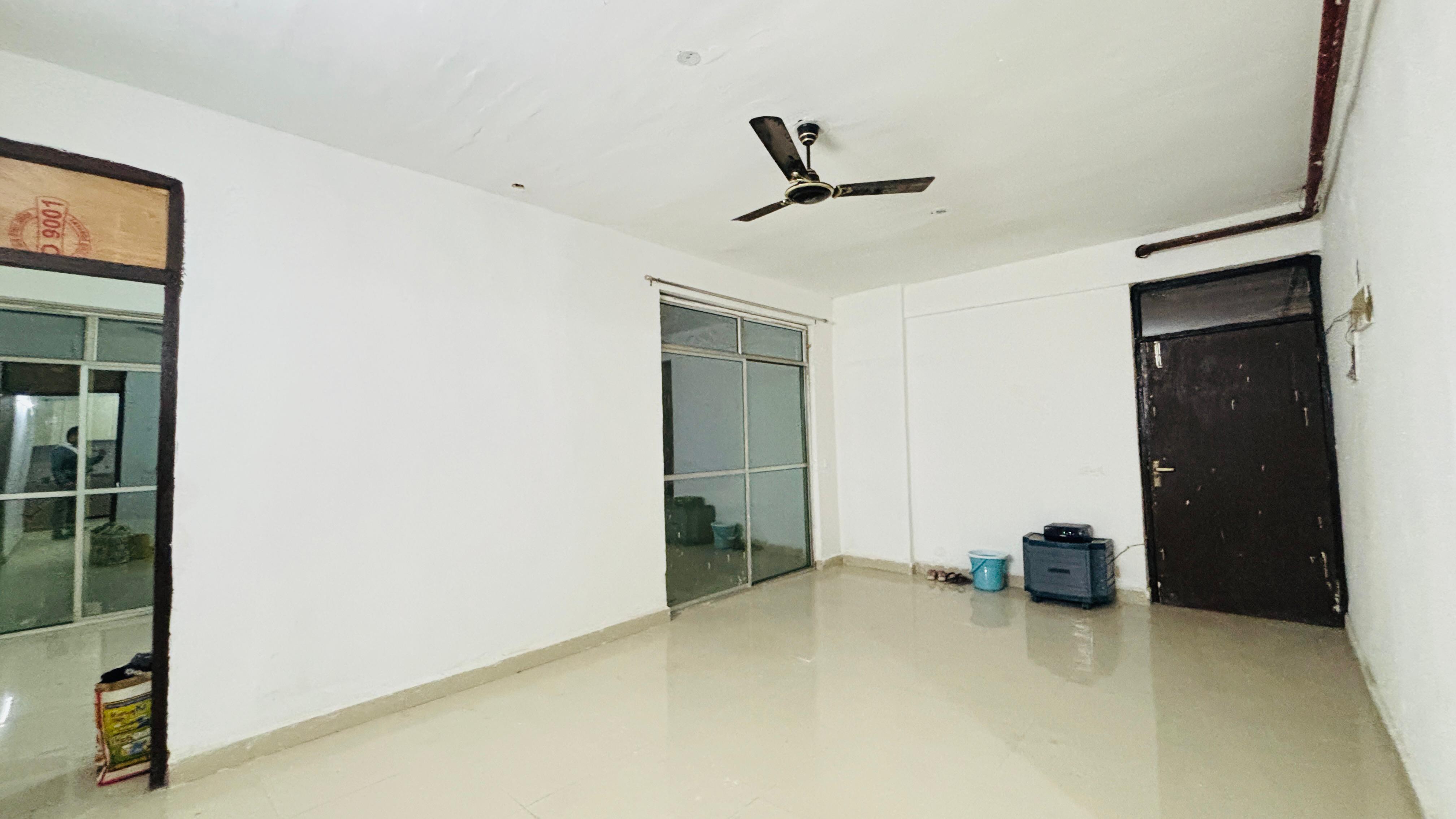 3 BHK Apartment For Sale in Nirala Estate II