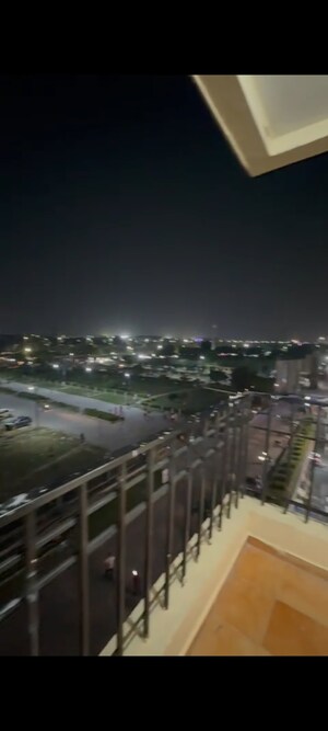 Swimming Pool in 3 BHK Apartment at Himalaya Pride, Tech Zone 4 Greater Noida – for Rent