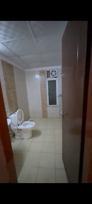 Bathroom in 3 BHK Apartment at Himalaya Pride, Tech Zone 4 Greater Noida – for Rent