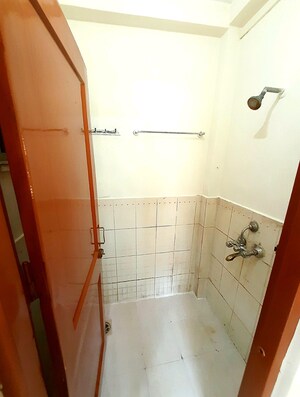 Bathroom in 1 BHK Apartment at Pratisha Nagar CHS, Sion – for Rent
