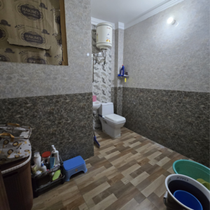 Bathroom in 2.5 BHK Villa at Sector 23a – for Rent