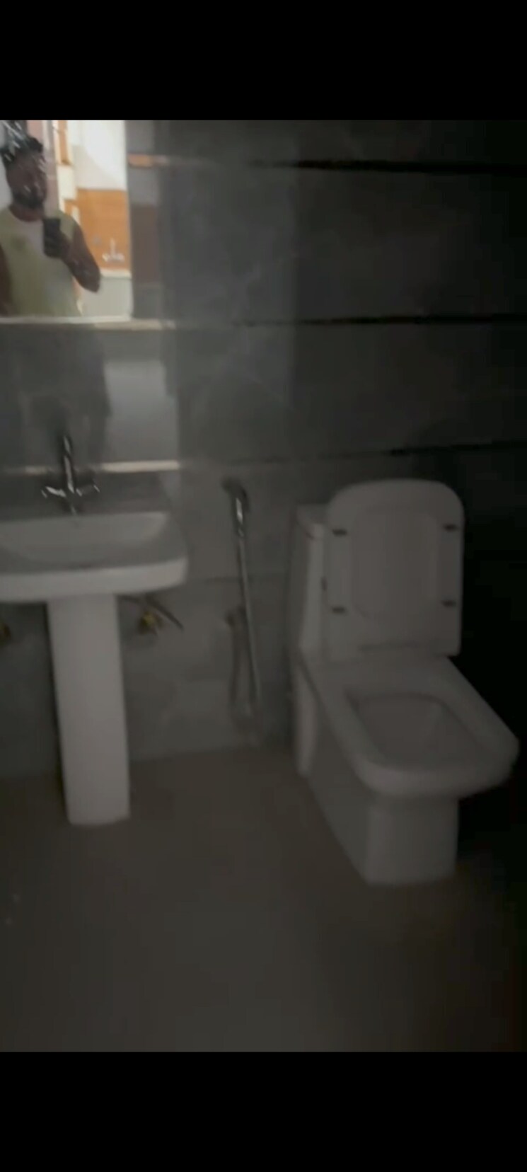 Bathroom, chattarpur 3 Bedroom 1150 Sq.Ft. Builder Floor In Chattarpur Delhi 9501485