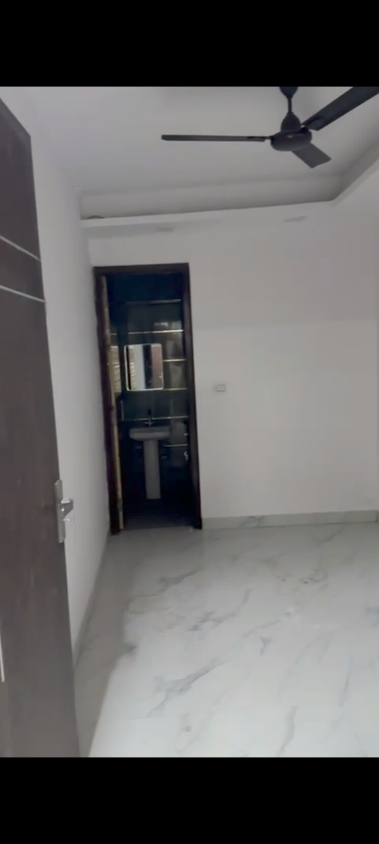Room, chattarpur 3 Bedroom 1150 Sq.Ft. Builder Floor In Chattarpur Delhi 9501485