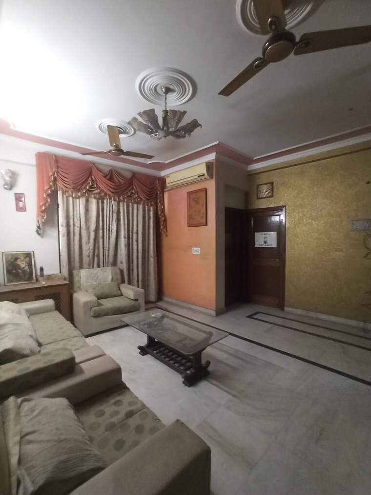 Living Room, dron-apartment 3 Bedroom 1600 Sq.Ft. Builder Floor In Civil Lines Gurgaon 9501467