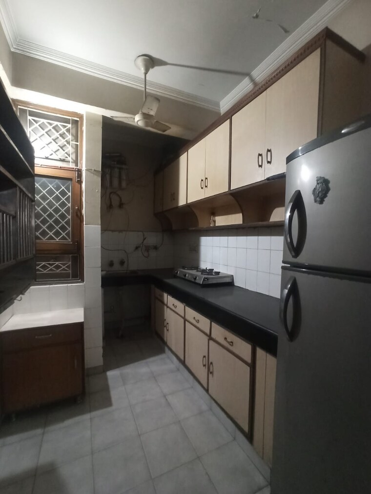 Kitchen, dron-apartment 3 Bedroom 1600 Sq.Ft. Builder Floor In Civil Lines Gurgaon 9501467