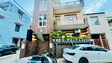 5 BHK Independent House For Sale in Dhakoli