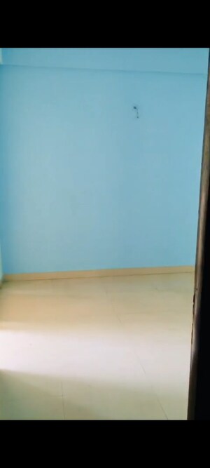 Room in 3 BHK Apartment at Supertech EcoVillage III, Sector 16b Greater Noida – for Rent