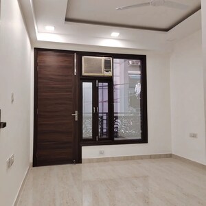 Room in 3 BHK Builder Floor at Chattarpur – for Rent