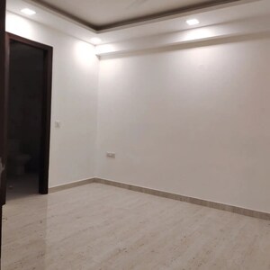 Room in 3 BHK Builder Floor at Chattarpur – for Rent