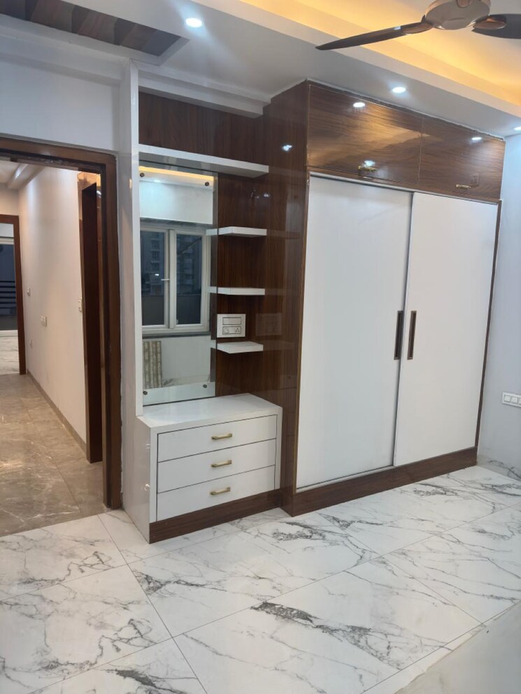 Room, ansal-api-esencia 3 Bedroom 2100 Sq.Ft. Builder Floor In Sector 67 Gurgaon 9501478