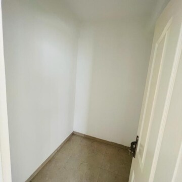 Room in 3 BHK Apartment at Sushma Joynest MOH, Bir Chhat – for Rent