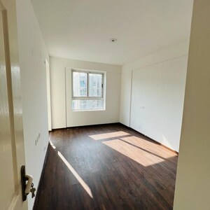 Bedroom in 3 BHK Apartment at Sushma Joynest MOH, Bir Chhat – for Rent