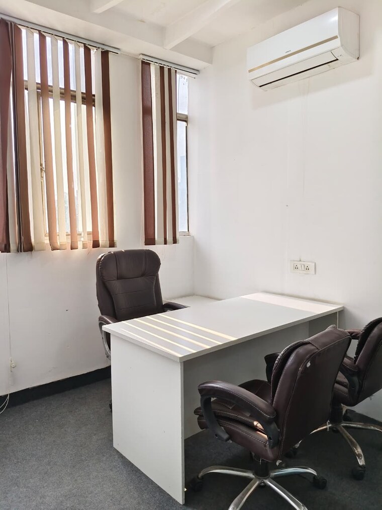 Team Area, sector 63 Commercial Office Space 1440 Sq.Ft. In Sector 63 Noida 9501499