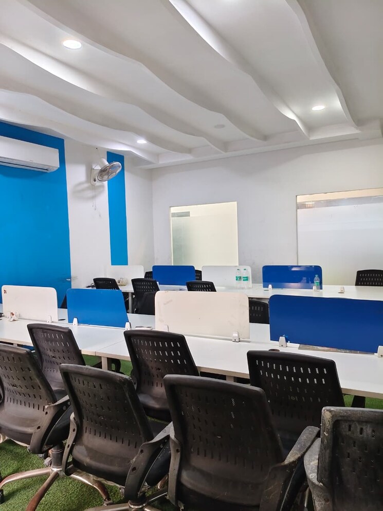 Team Area, sector 63 Commercial Office Space 1440 Sq.Ft. In Sector 63 Noida 9501499