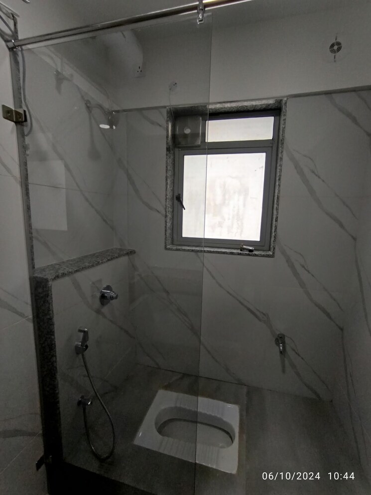 Bathroom, amanora-trendy-homes 2 Bedroom 850 Sq.Ft. Apartment In Hadapsar Pune 9501520