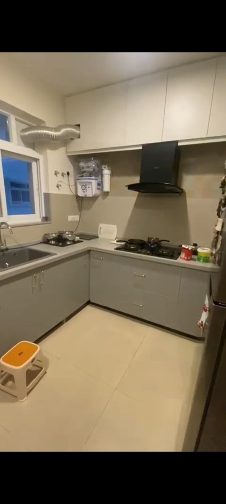 Kitchen, prestige-woodland-park 3.5 Bedroom 1950 Sq.Ft. Apartment In Cooke Town Bangalore 9501546