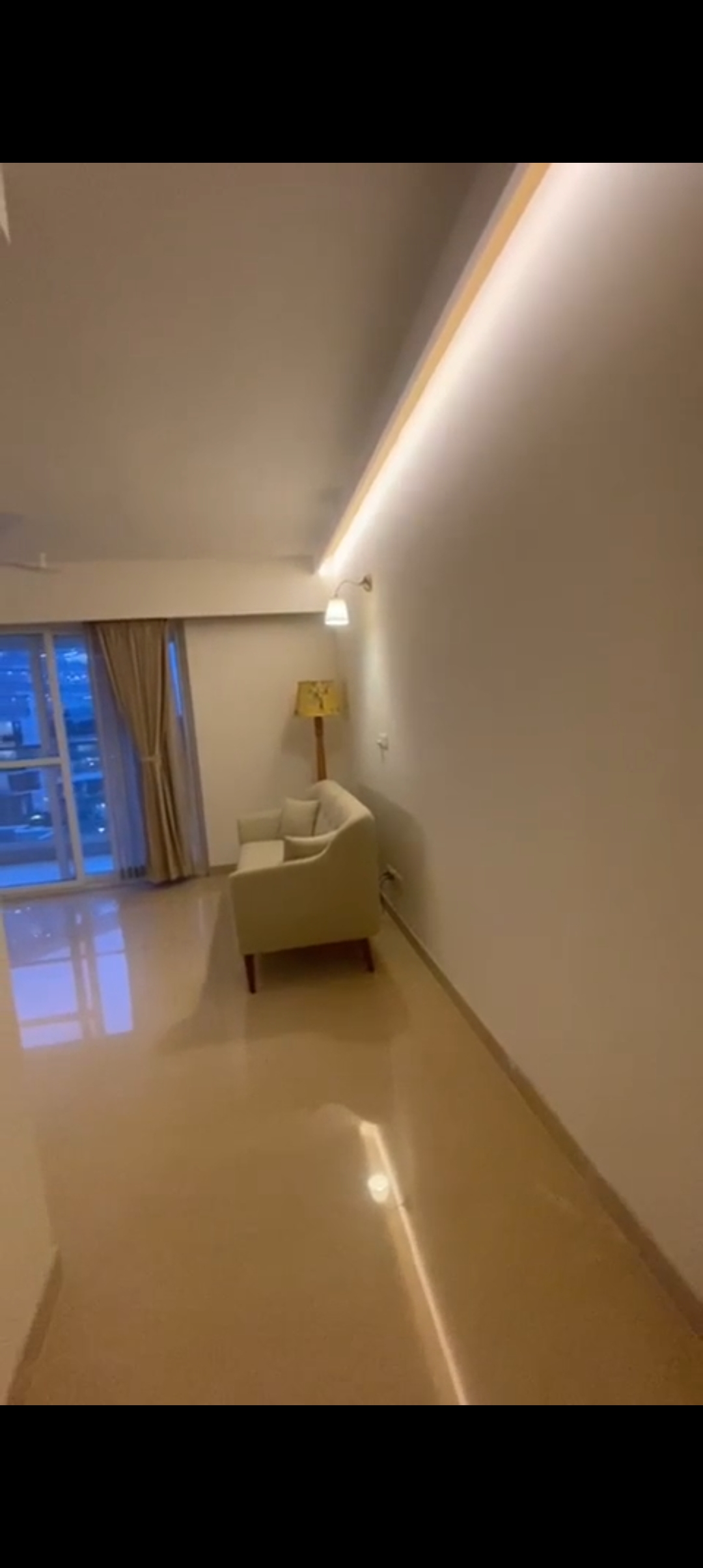 3.5 BHK + Servant Room 1950 Sq.Ft. Apartment in Prestige Woodland Park