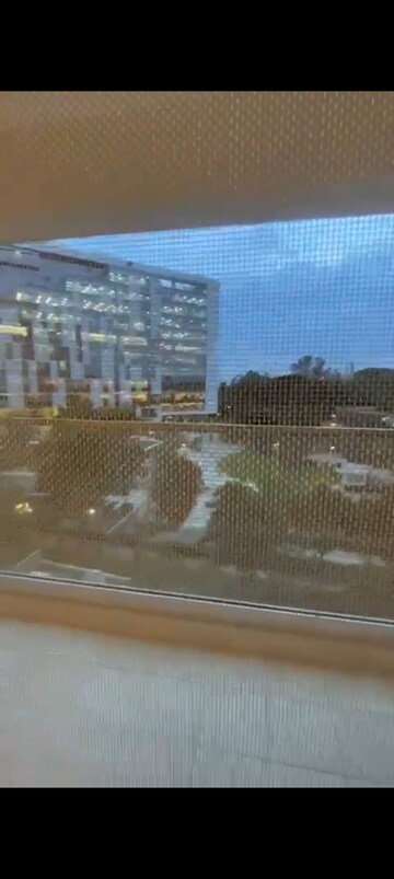 Bathroom in 3.5 BHK Apartment at Prestige Woodland Park, Cooke Town – for Rent