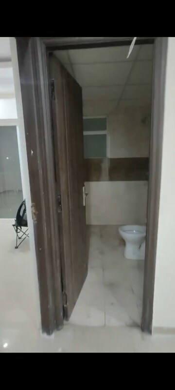 Bathroom in 3 BHK Apartment at Elegant Splendour, Tech Zone 4 Greater Noida – for Rent