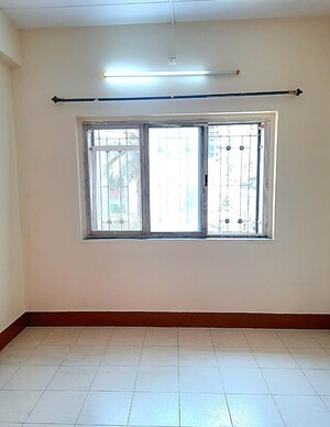 Room in 1 BHK Apartment at Mhada Pratiksha Nagar Sion, Sion – for Sale