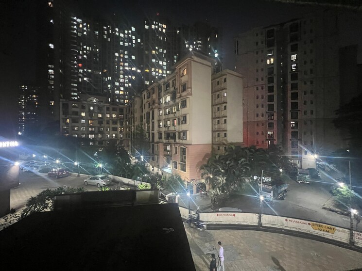 Swimming Pool, lodha-paradise 3 Bedroom 1000 Sq.Ft. Apartment In Majiwada Thane 9501560