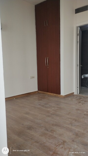 Furnished Amenities in 4 BHK Apartment at Ireo The Grand Arch, Sector 58 – for Rent