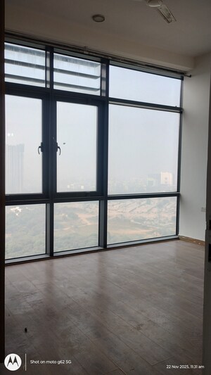 Room in 4 BHK Apartment at Ireo The Grand Arch, Sector 58 – for Rent