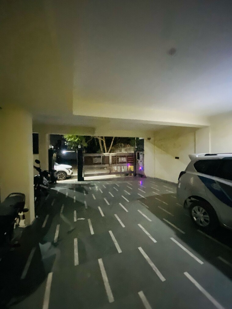  Parking, fidato-honour-homes 3 Bedroom 140 Sq.Yd. Builder Floor In Sector 89 Faridabad 9501570