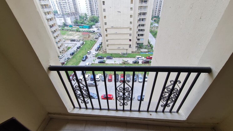 Balcony, amrapali-princely-estate Studio 550 Sq.Ft. Apartment In Sector 76 Noida 9501584