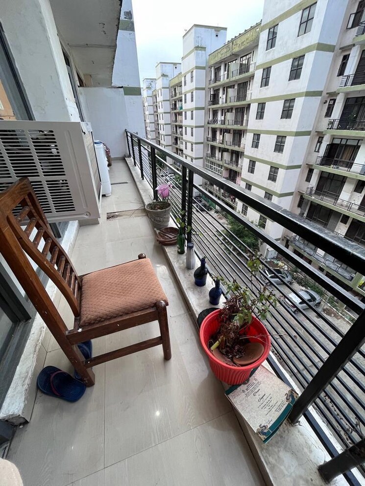 Balcony, surya-towers-zirakpur 3 Bedroom 1500 Sq.Ft. Apartment In Lohgarh Zirakpur 9501650
