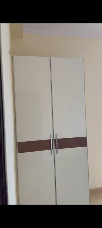 Furnished Amenities in 3 BHK Apartment at Gaur Sportswood, Sector 79 – for Rent