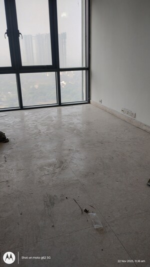 Room in 4 BHK Apartment at Ireo The Grand Arch, Sector 58 – for Rent