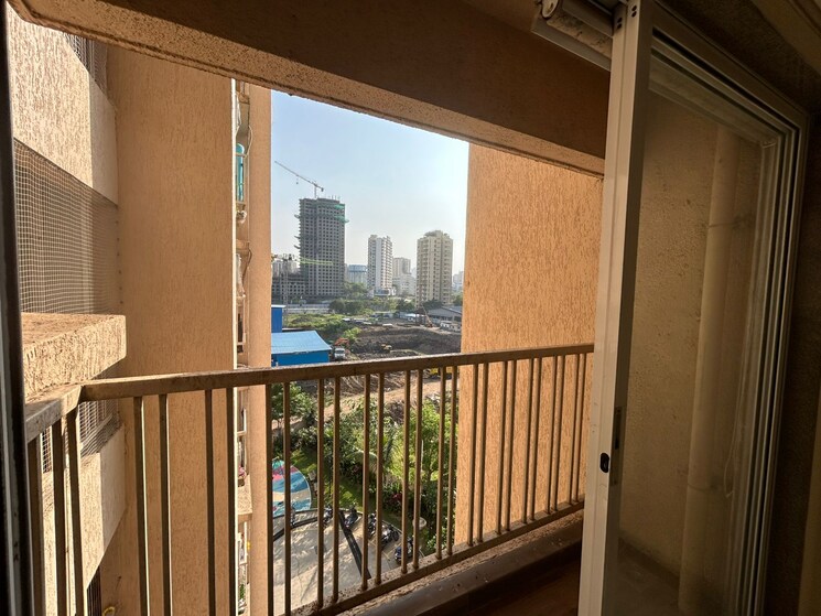 Balcony, haware-estate 2 Bedroom 620 Sq.Ft. Apartment In Kasarvadavali Thane 9501693