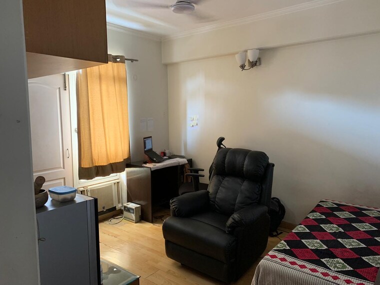 Living Room, vatika-city 3 Bedroom 2105 Sq.Ft. Apartment In Sector 49 Gurgaon 9501742