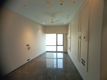 Room in 4 BHK Apartment at Lodha The World Towers World One Tier 2, Worli – for Rent