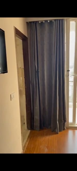 Building Lobby in 2 BHK Apartment at Amrapali Golf Homes, Sector 4 Greater Noida – for Rent