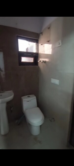 Bathroom in 2.5 BHK Apartment at Sangwan Heights, Raj Nagar Extension – for Rent