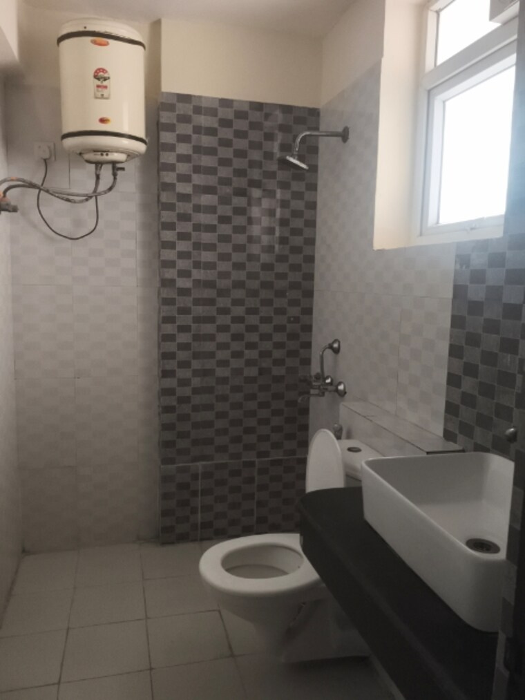 Bathroom, sikka-karmic-greens 2.5 Bedroom 1265 Sq.Ft. Apartment In Sector 78 Noida 9501762