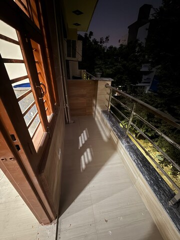 Balcony in 1 BHK Builder Floor at Sector 22 – for Rent